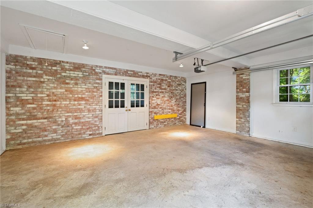 2928 Windsor Road, Winston-Salem