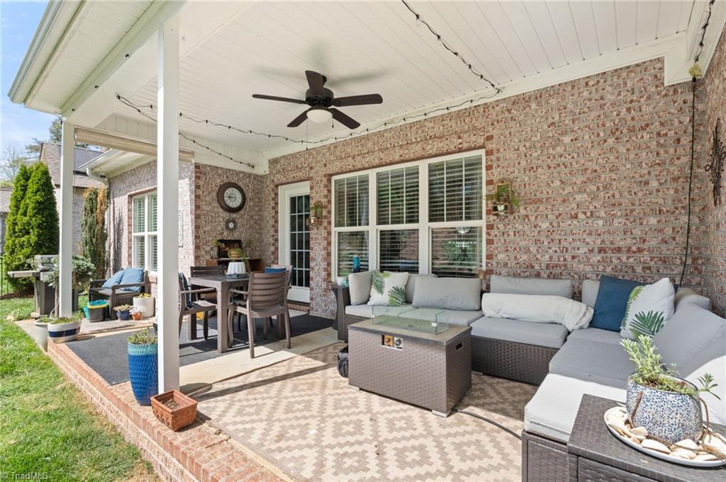 4422 Cheyenne Court, Winston-Salem