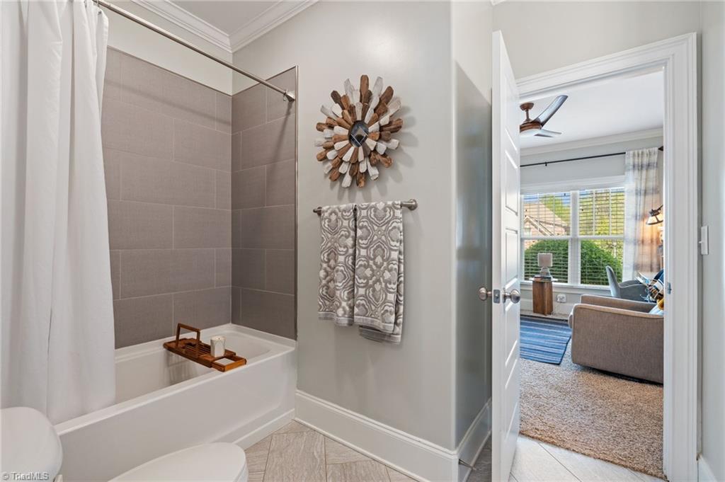 4422 Cheyenne Court, Winston-Salem