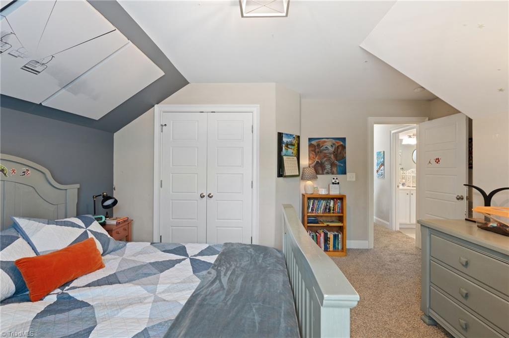 4422 Cheyenne Court, Winston-Salem