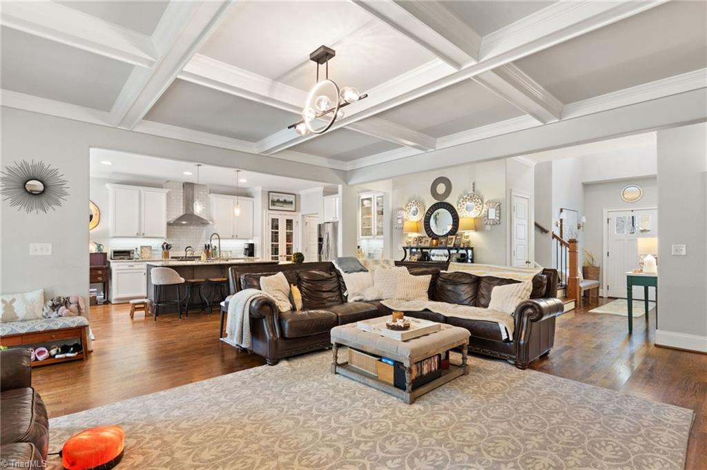 4422 Cheyenne Court, Winston-Salem