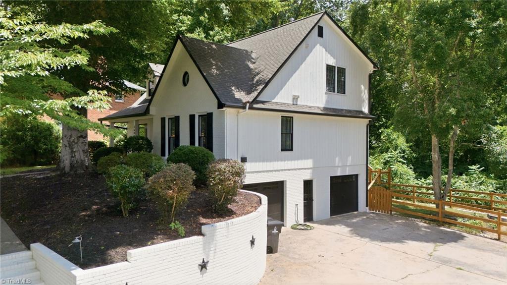 3608 Foxglove Drive, Winston-Salem
