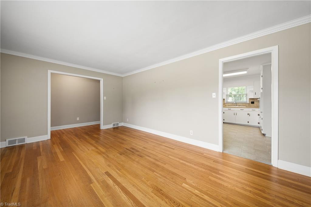 2801 Deerwood Drive, Winston-Salem