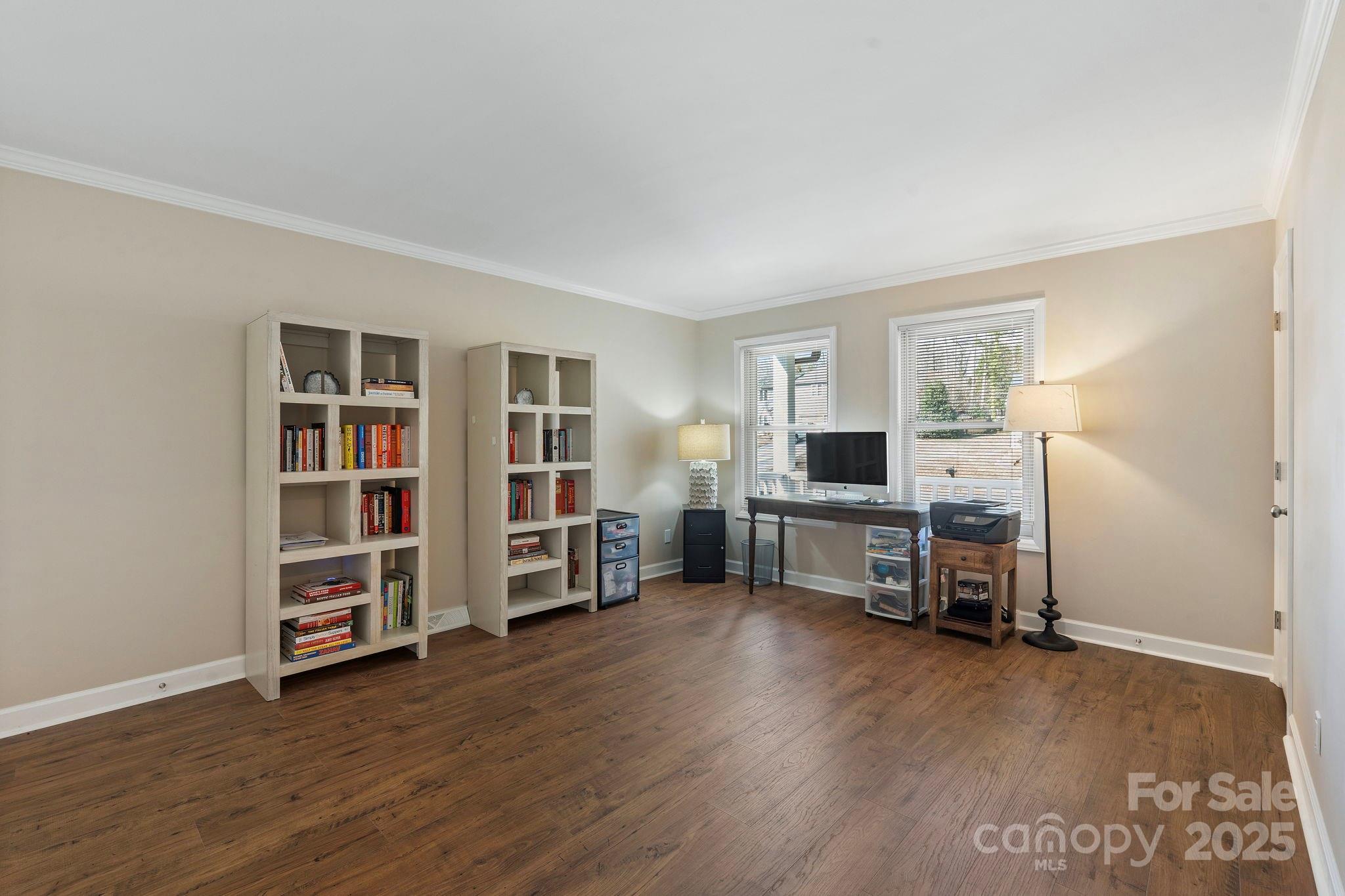 3438 Scarsborough Drive