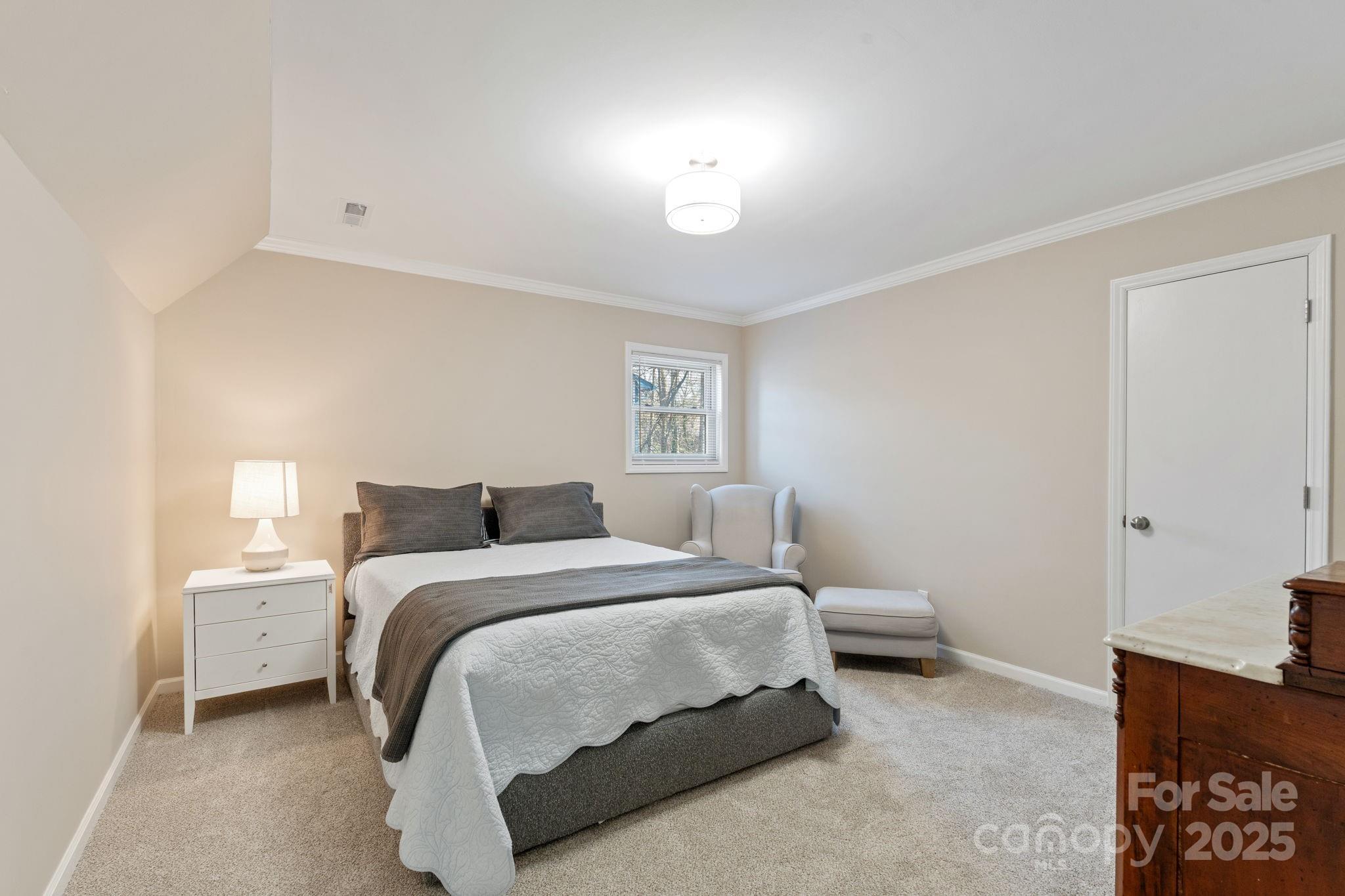3438 Scarsborough Drive
