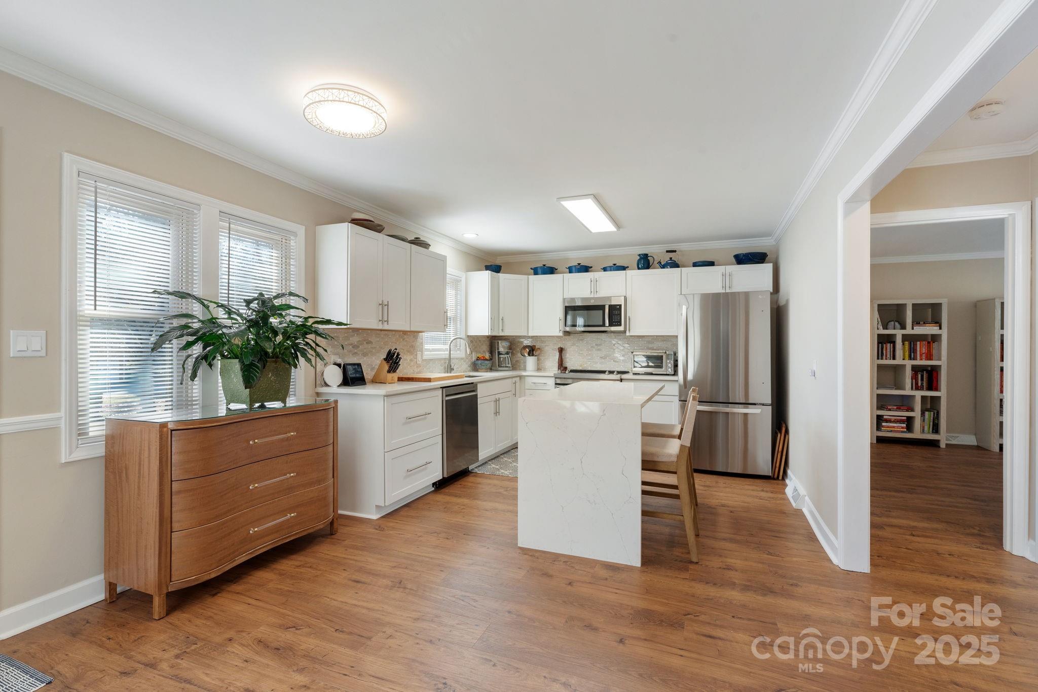 3438 Scarsborough Drive