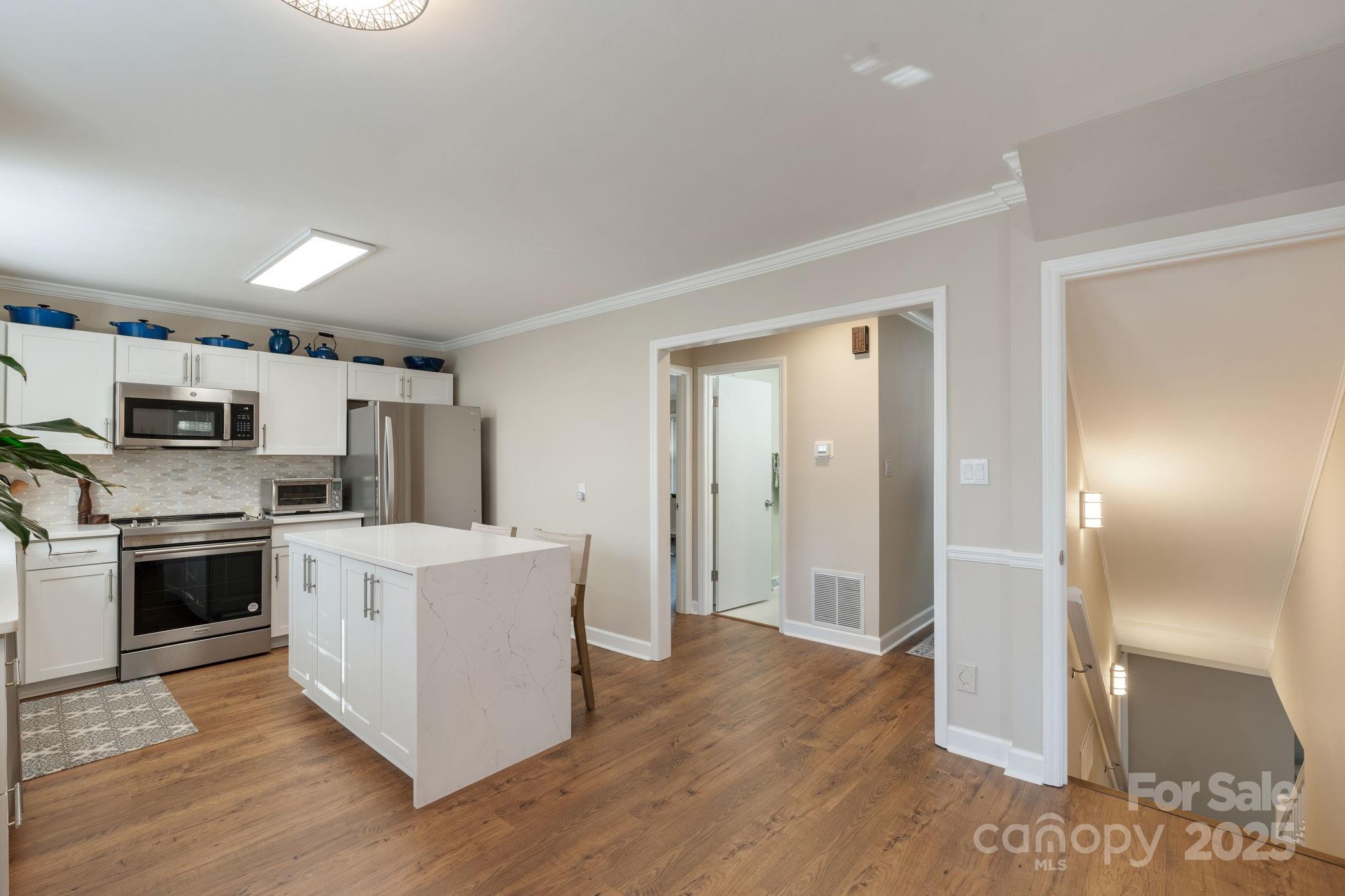 3438 Scarsborough Drive