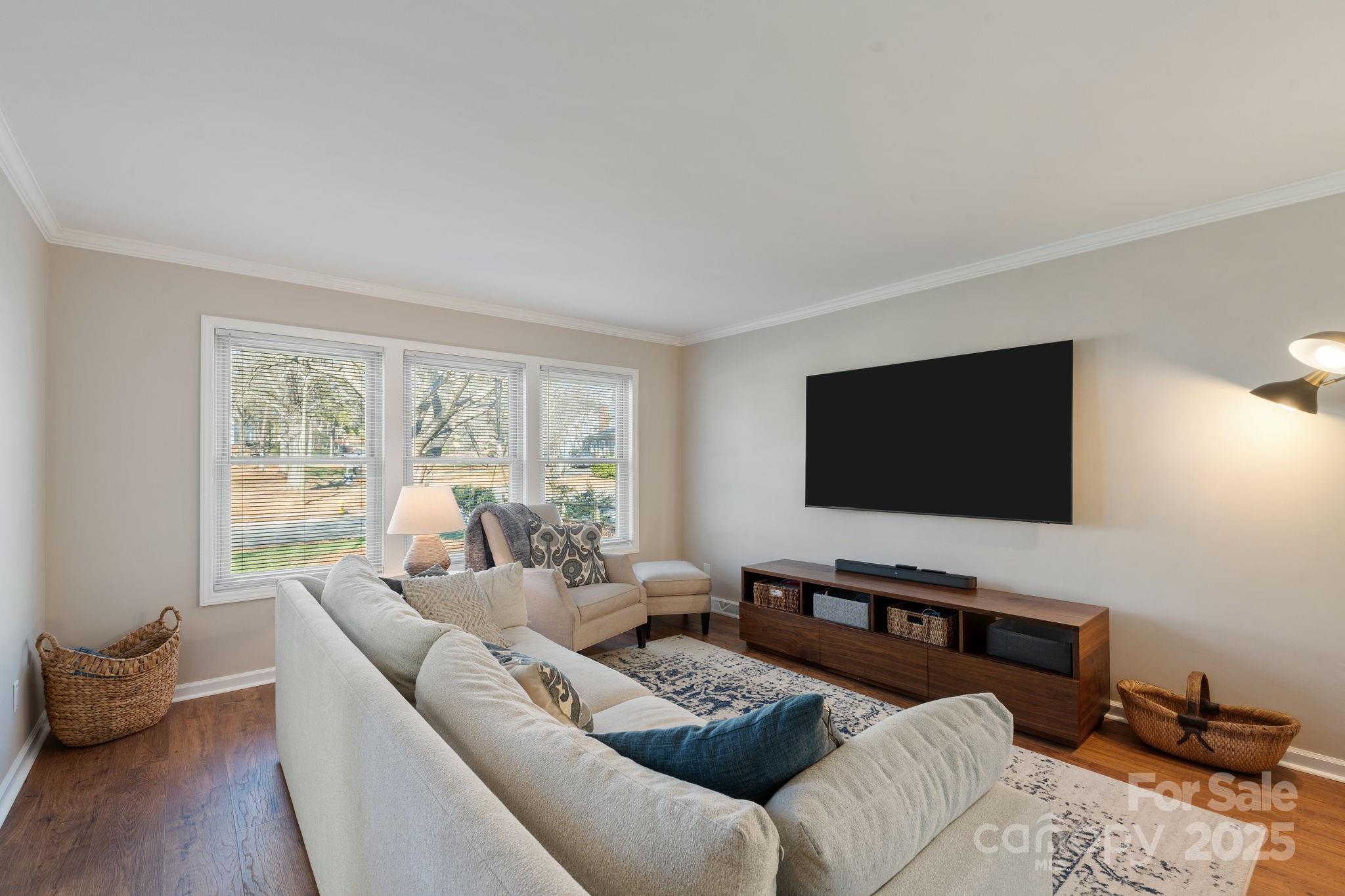 3438 Scarsborough Drive