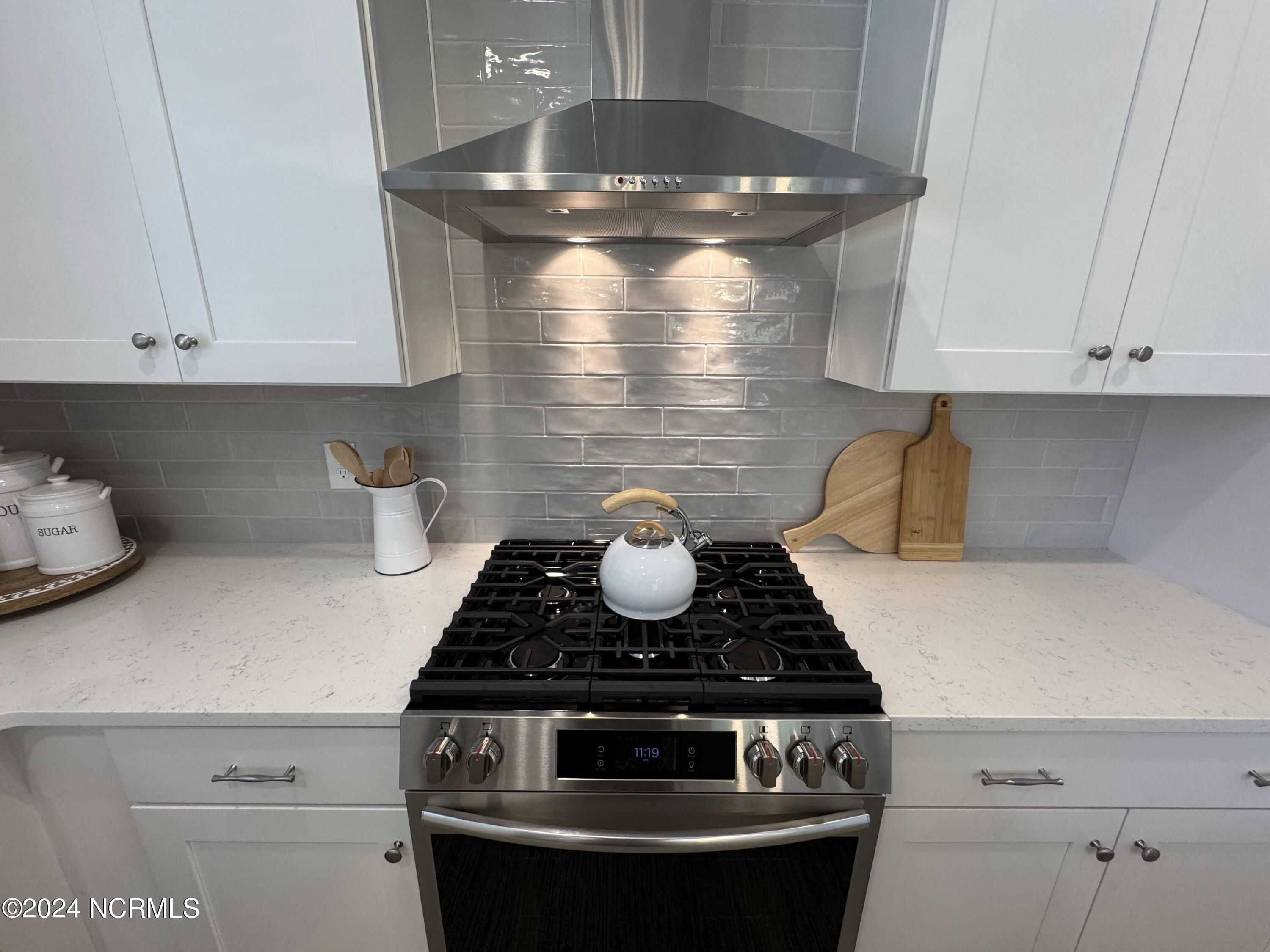 9001 Mango Bay Court NE