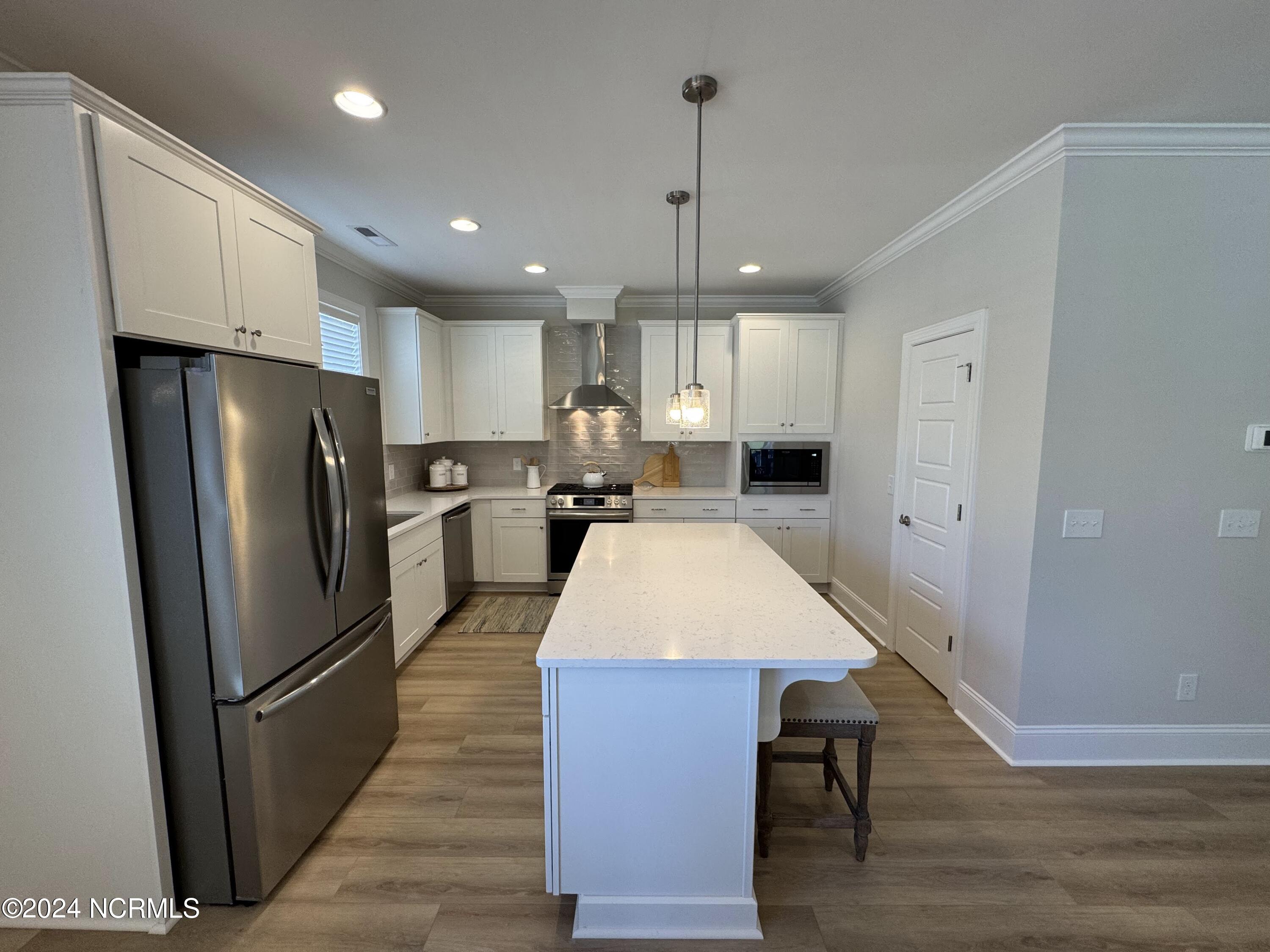 9001 Mango Bay Court NE