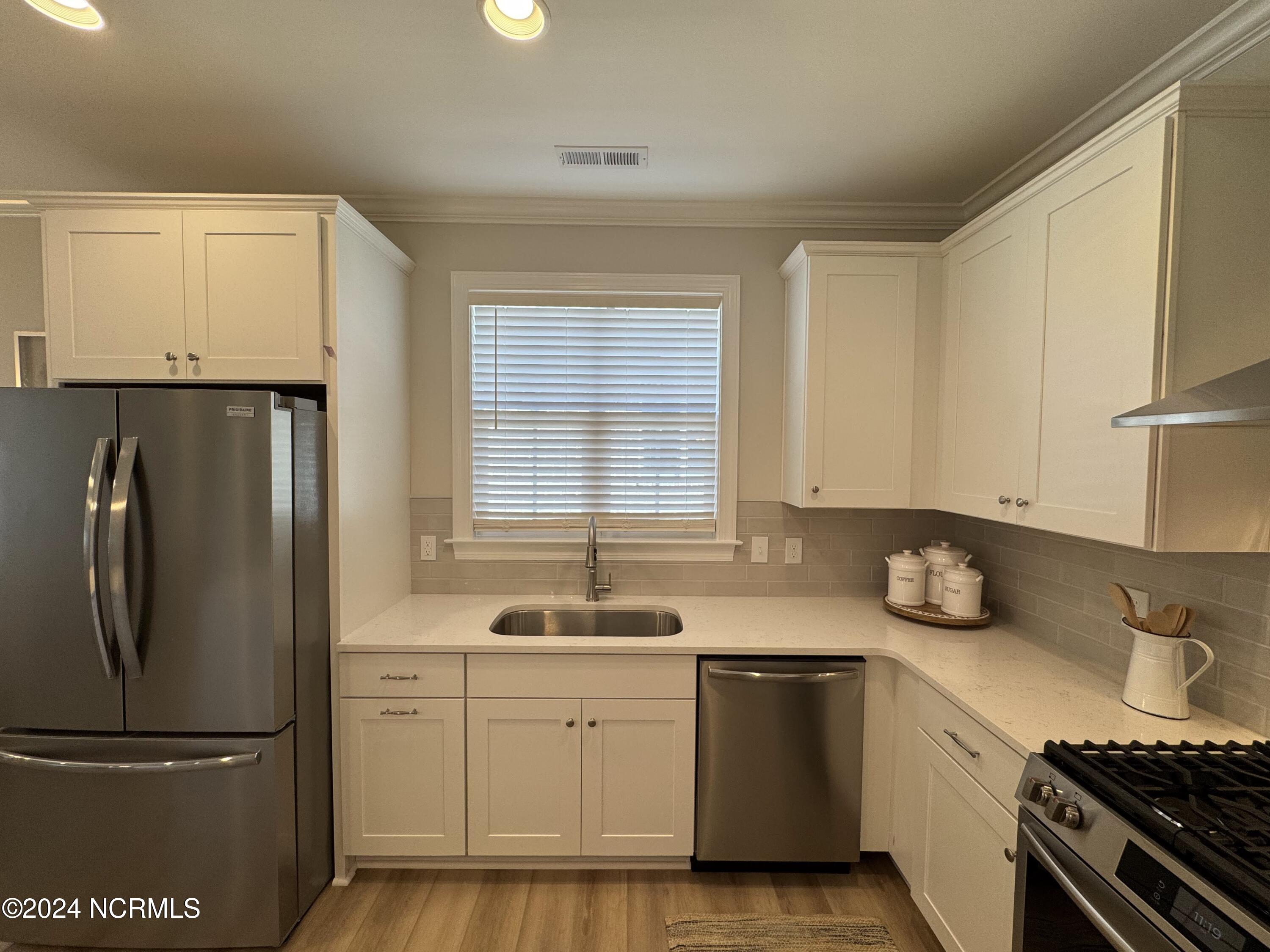 9001 Mango Bay Court NE