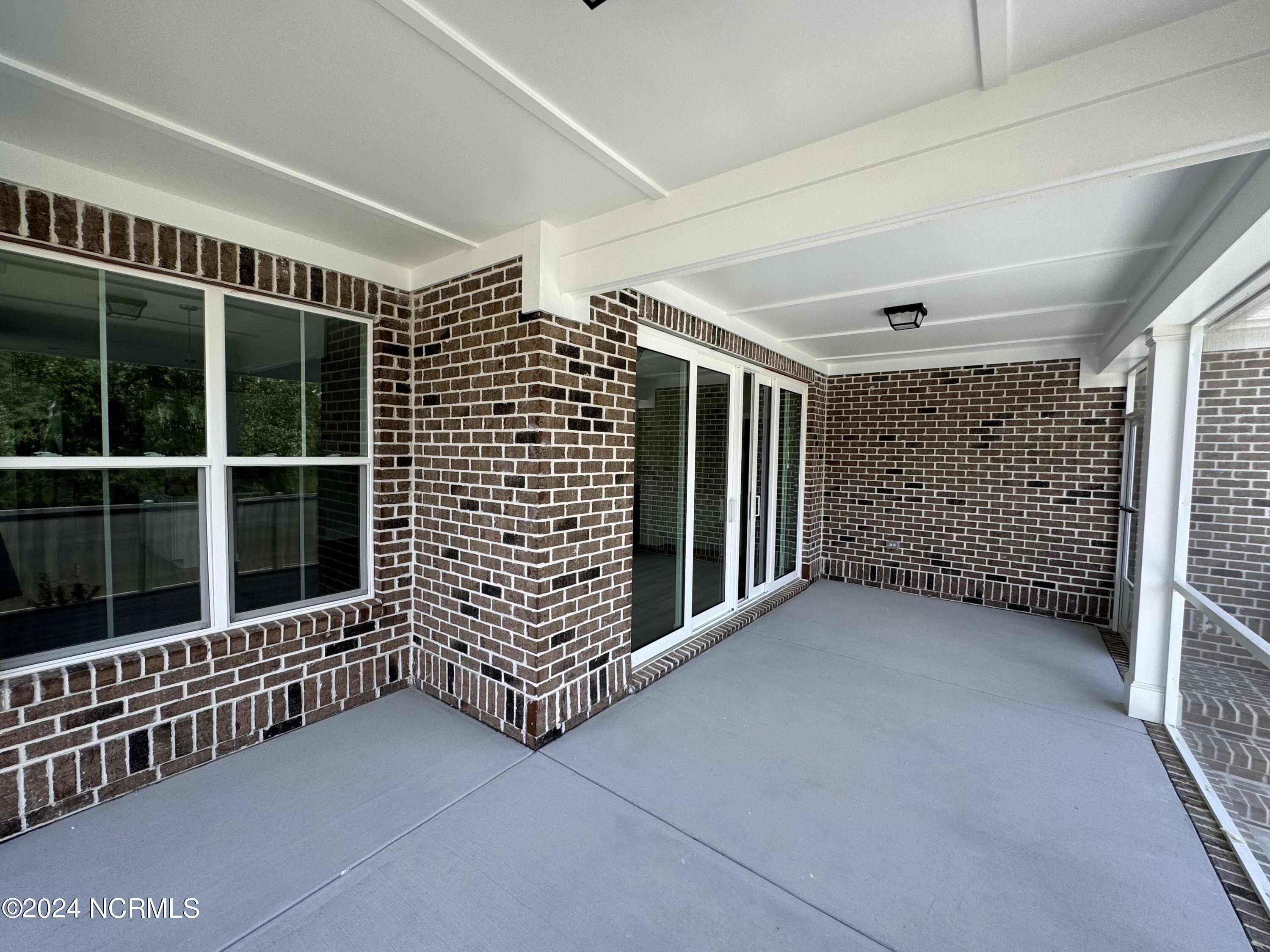 9001 Mango Bay Court NE