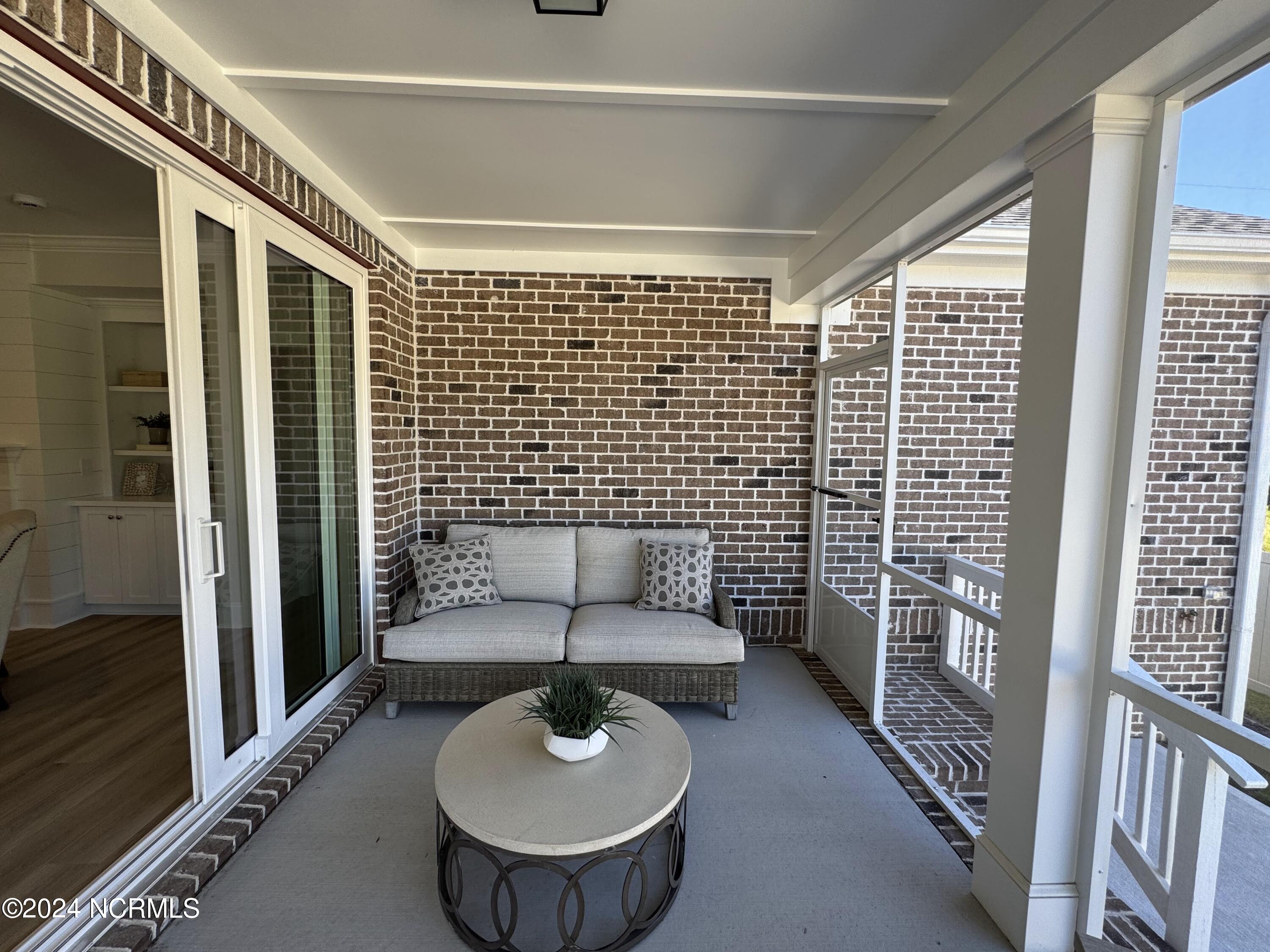 9001 Mango Bay Court NE