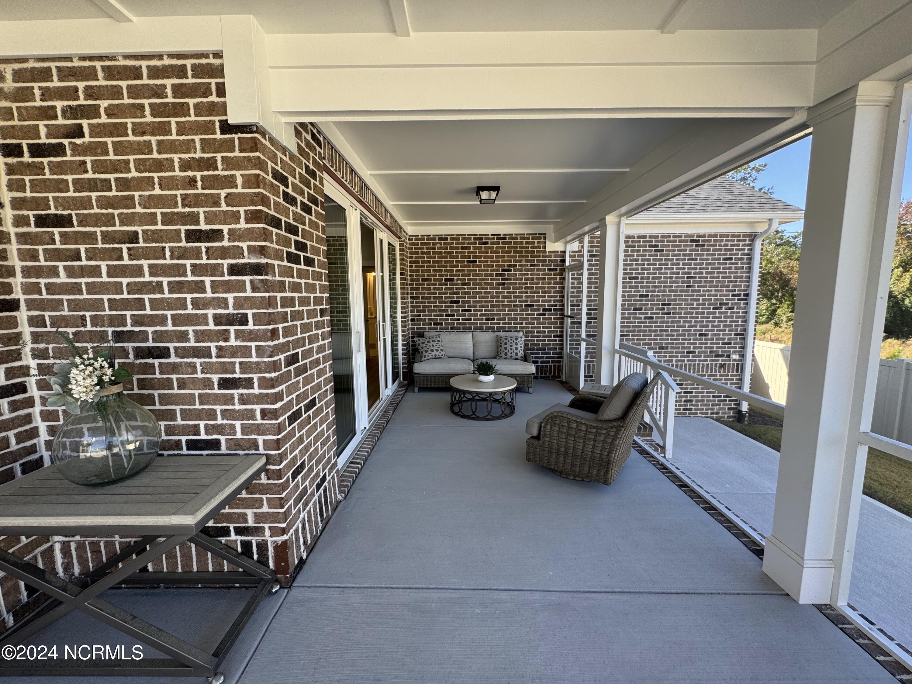 9001 Mango Bay Court NE