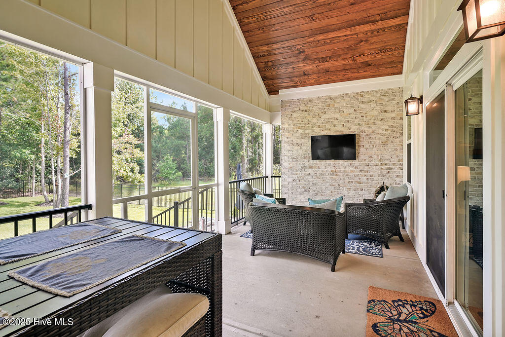 121 Summerset Landing