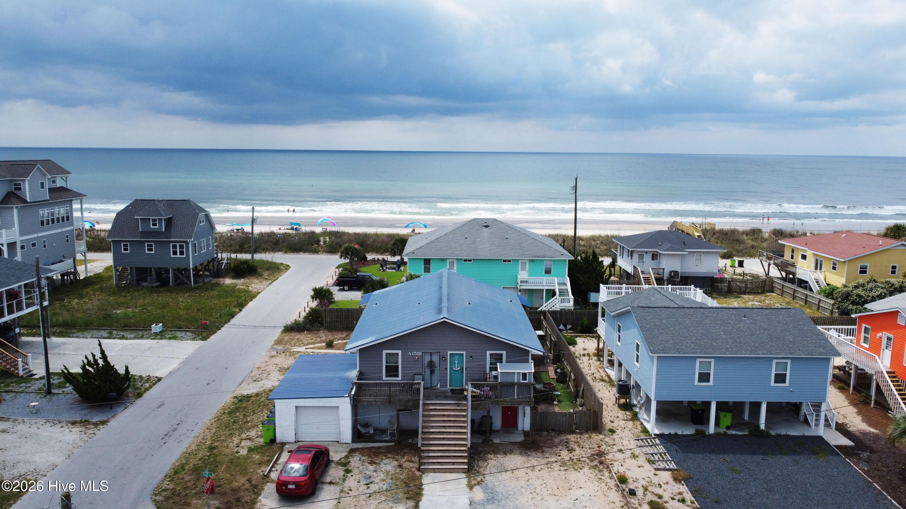 1518 Easy Street A - D