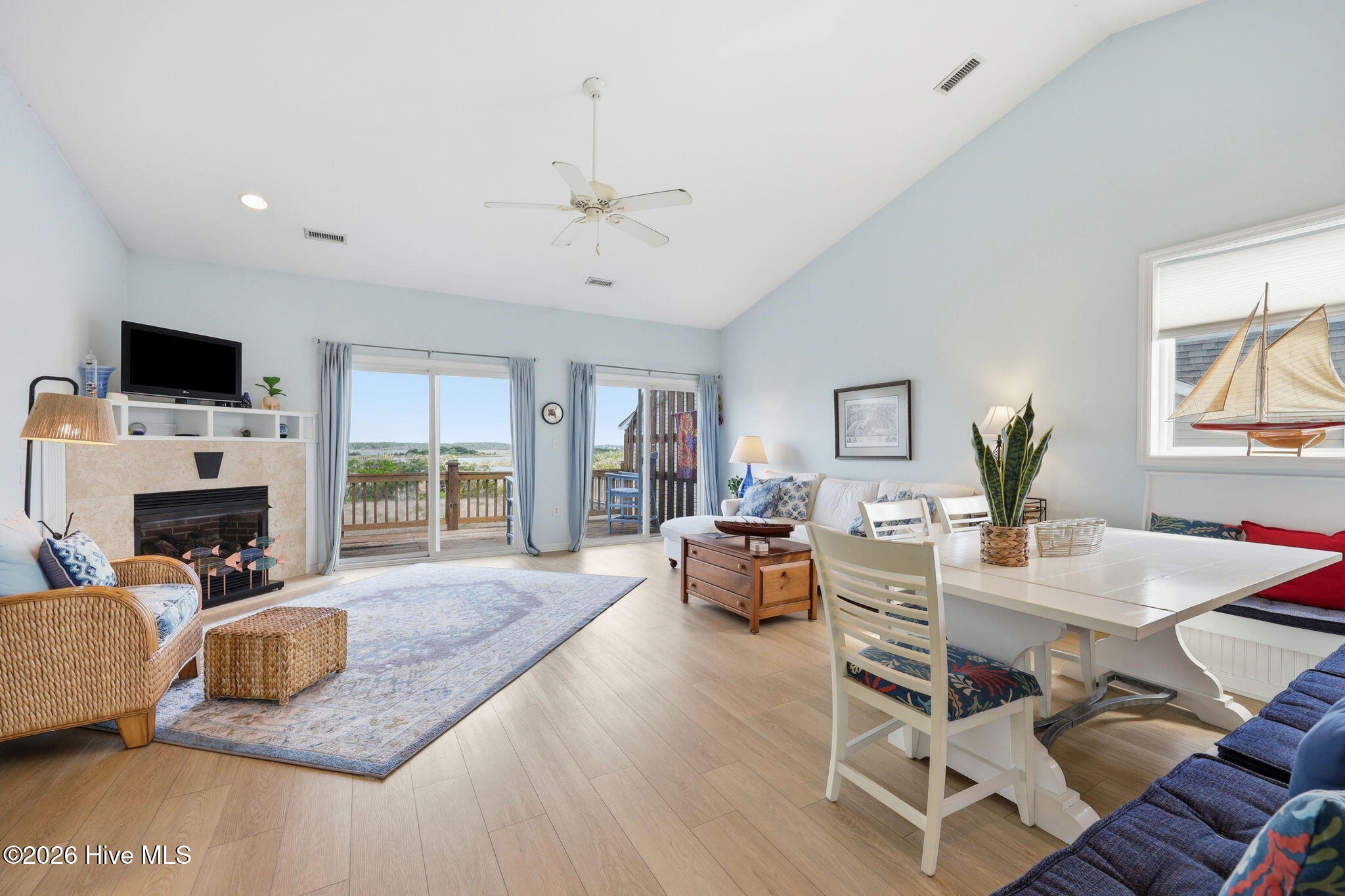 515 N New River Drive Apt D