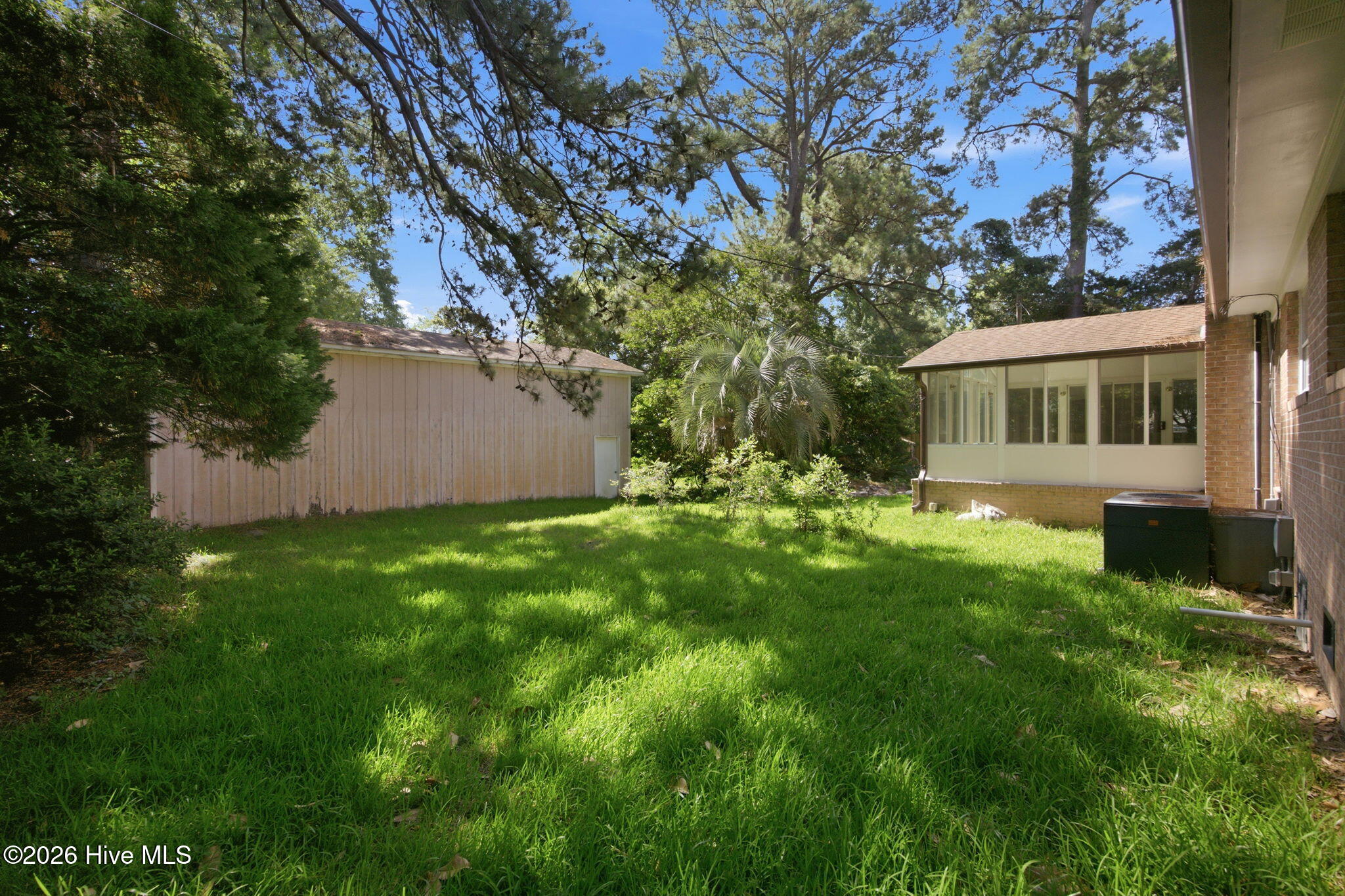 306 W Blackbeard Road W