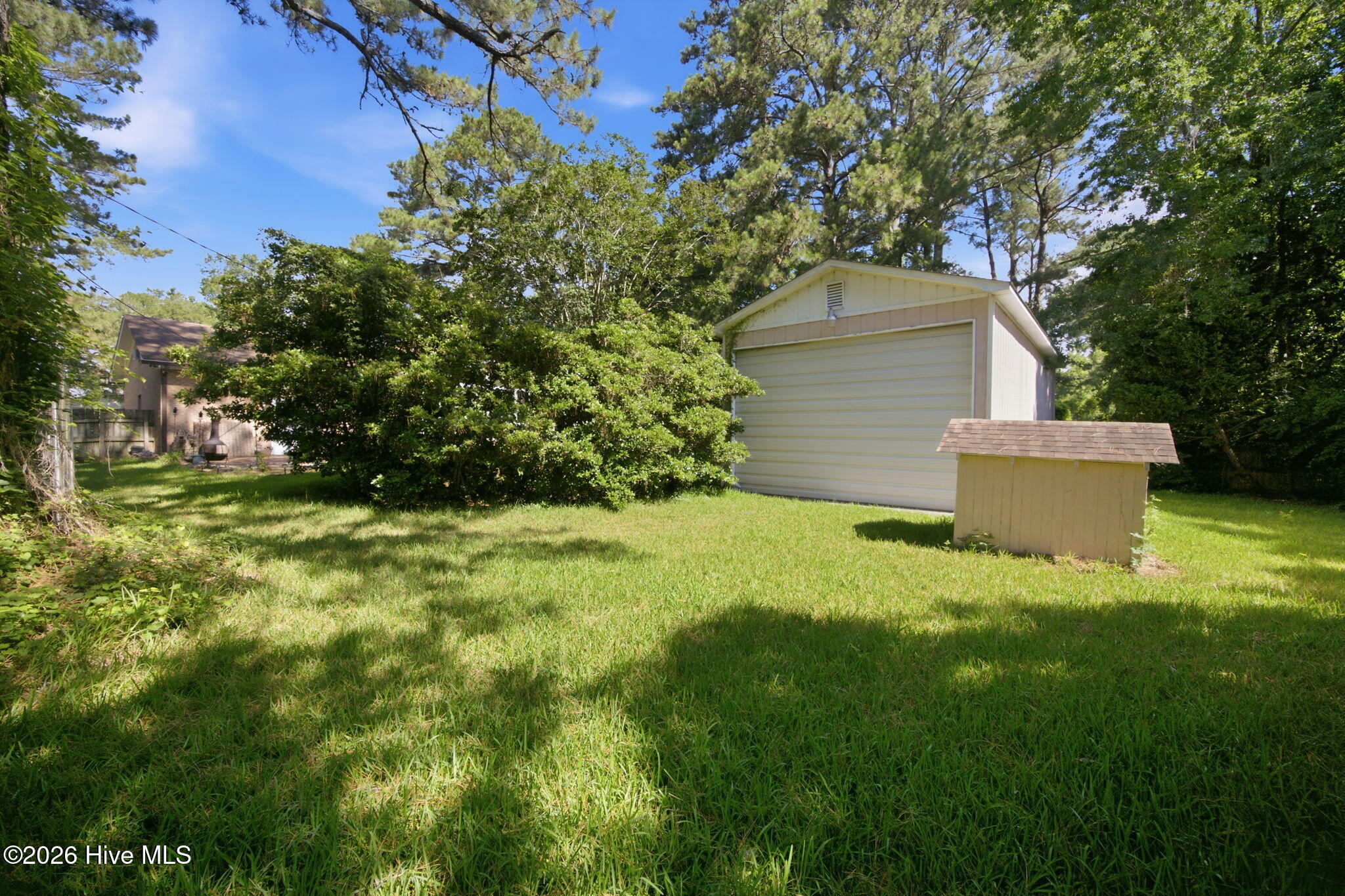 306 W Blackbeard Road W
