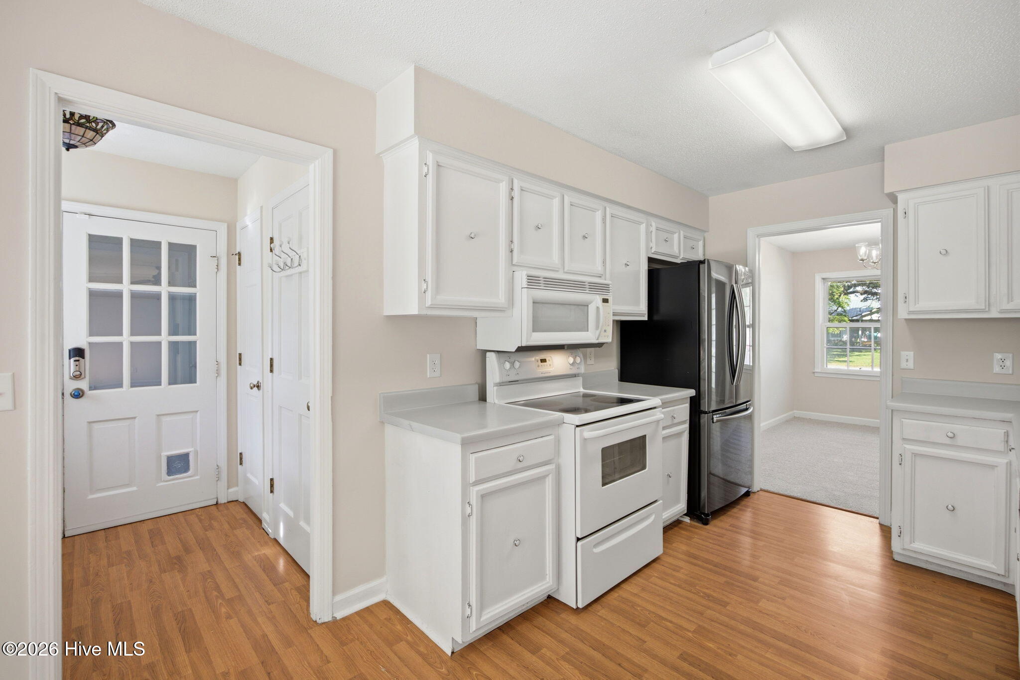 306 W Blackbeard Road W