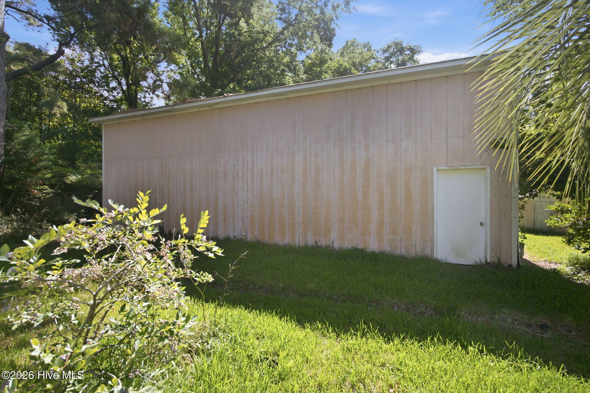 306 W Blackbeard Road W