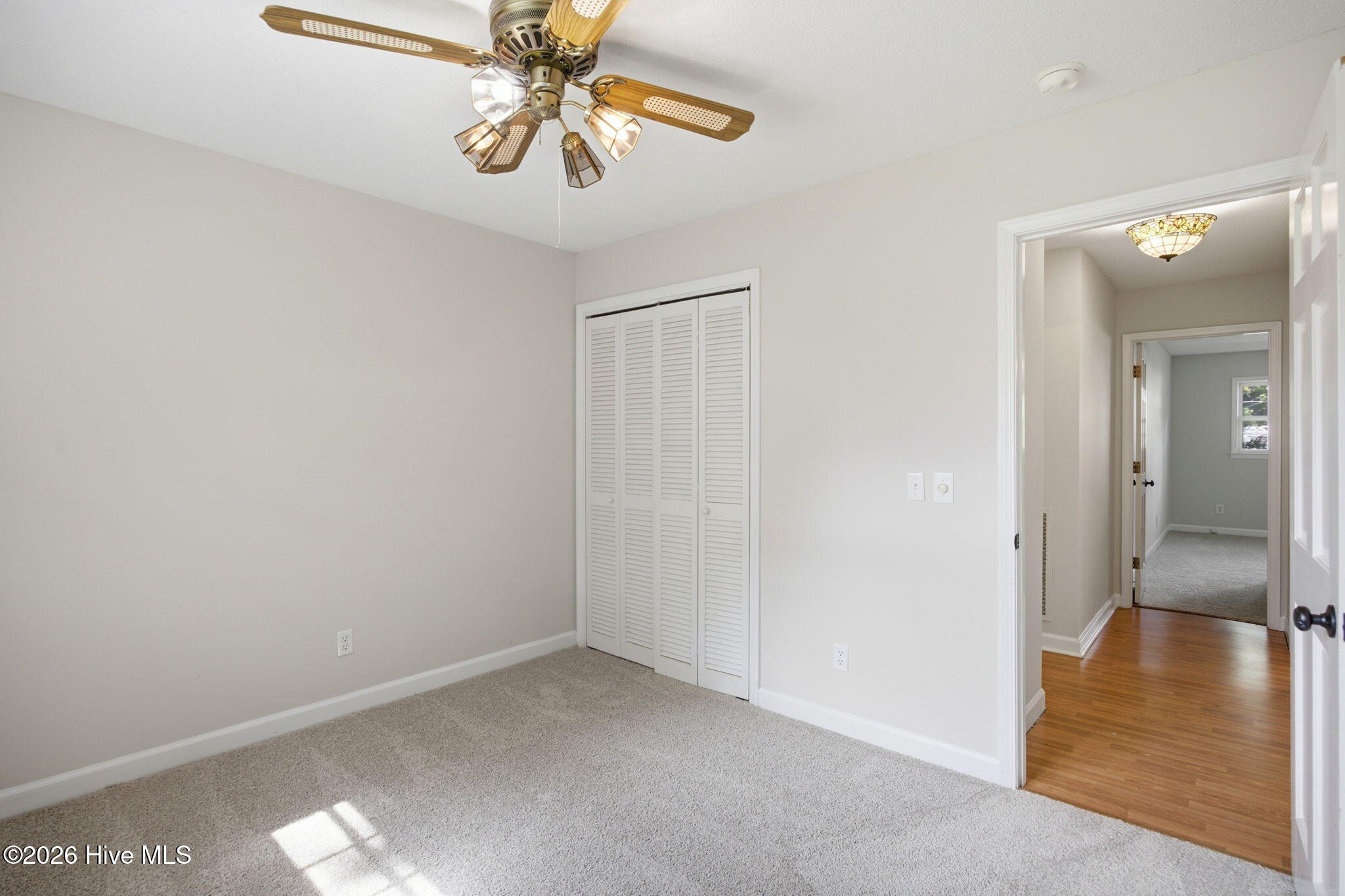 306 W Blackbeard Road W