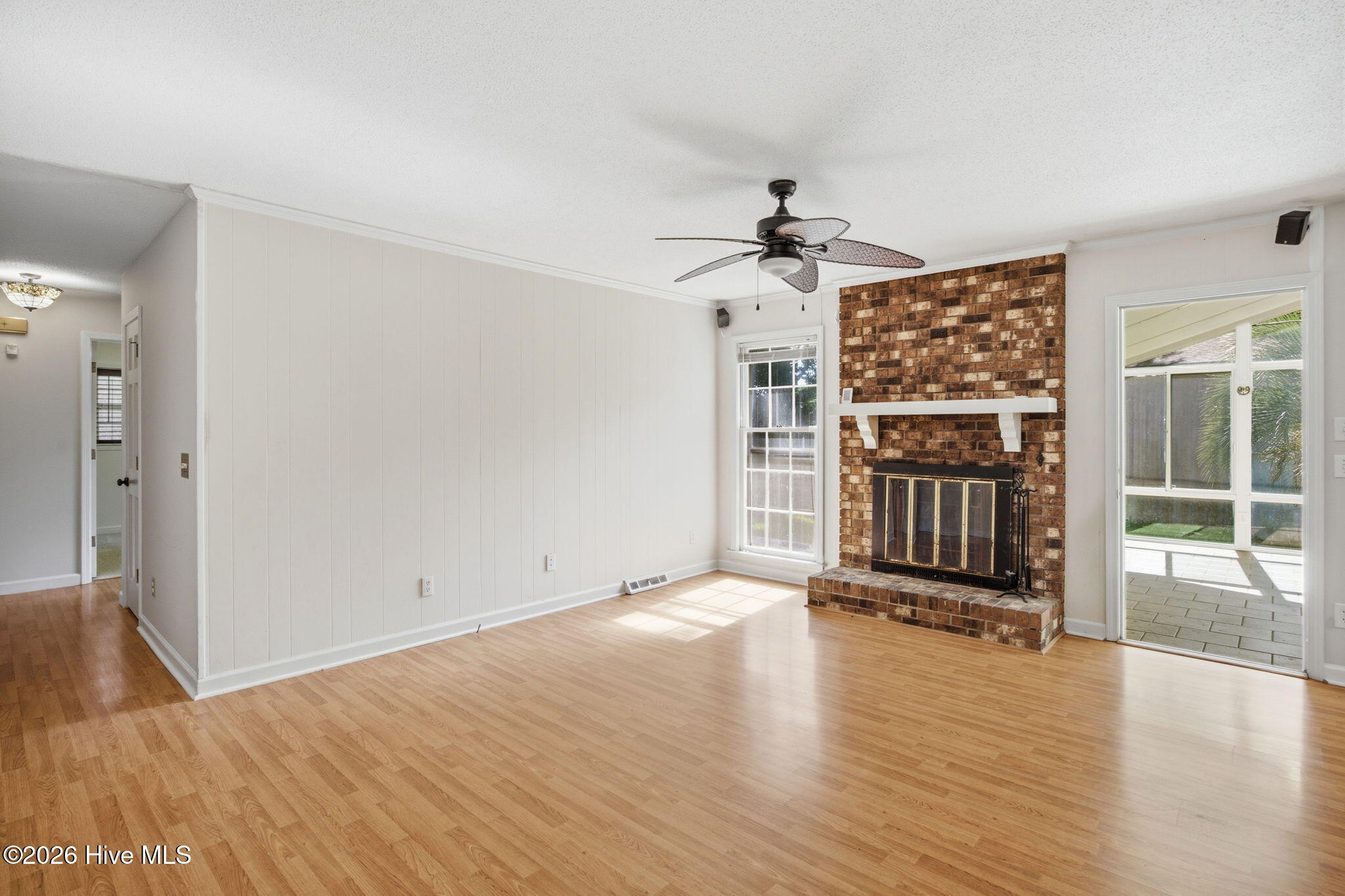 306 W Blackbeard Road W