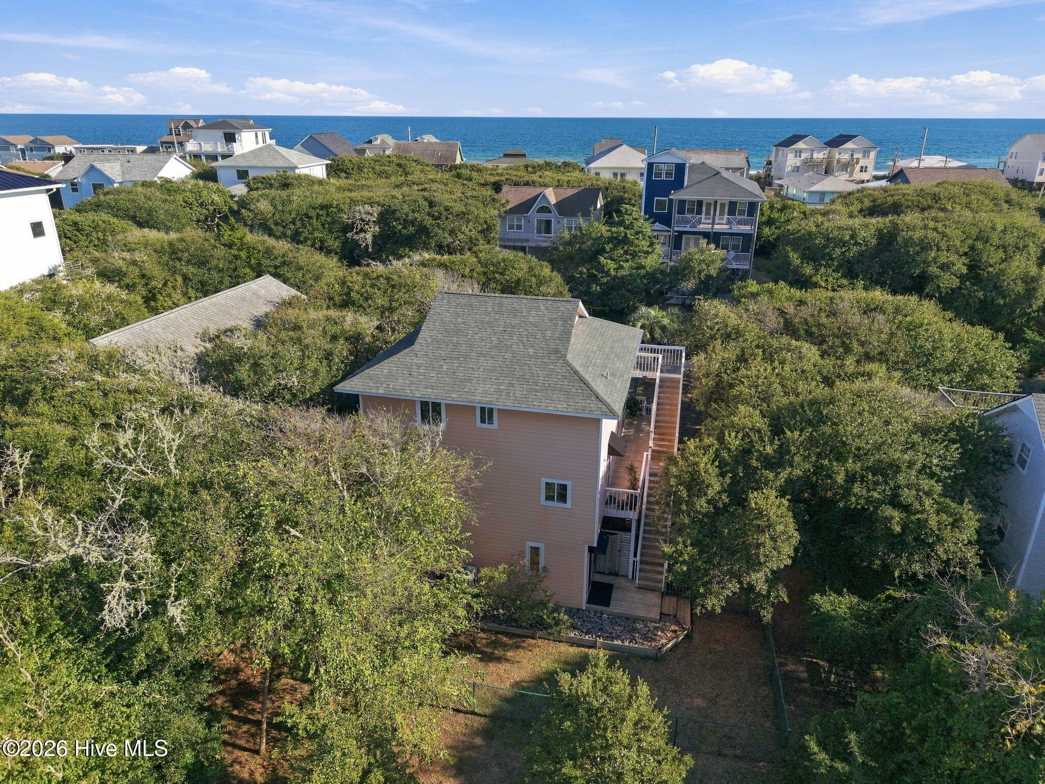 105 N Oak Drive