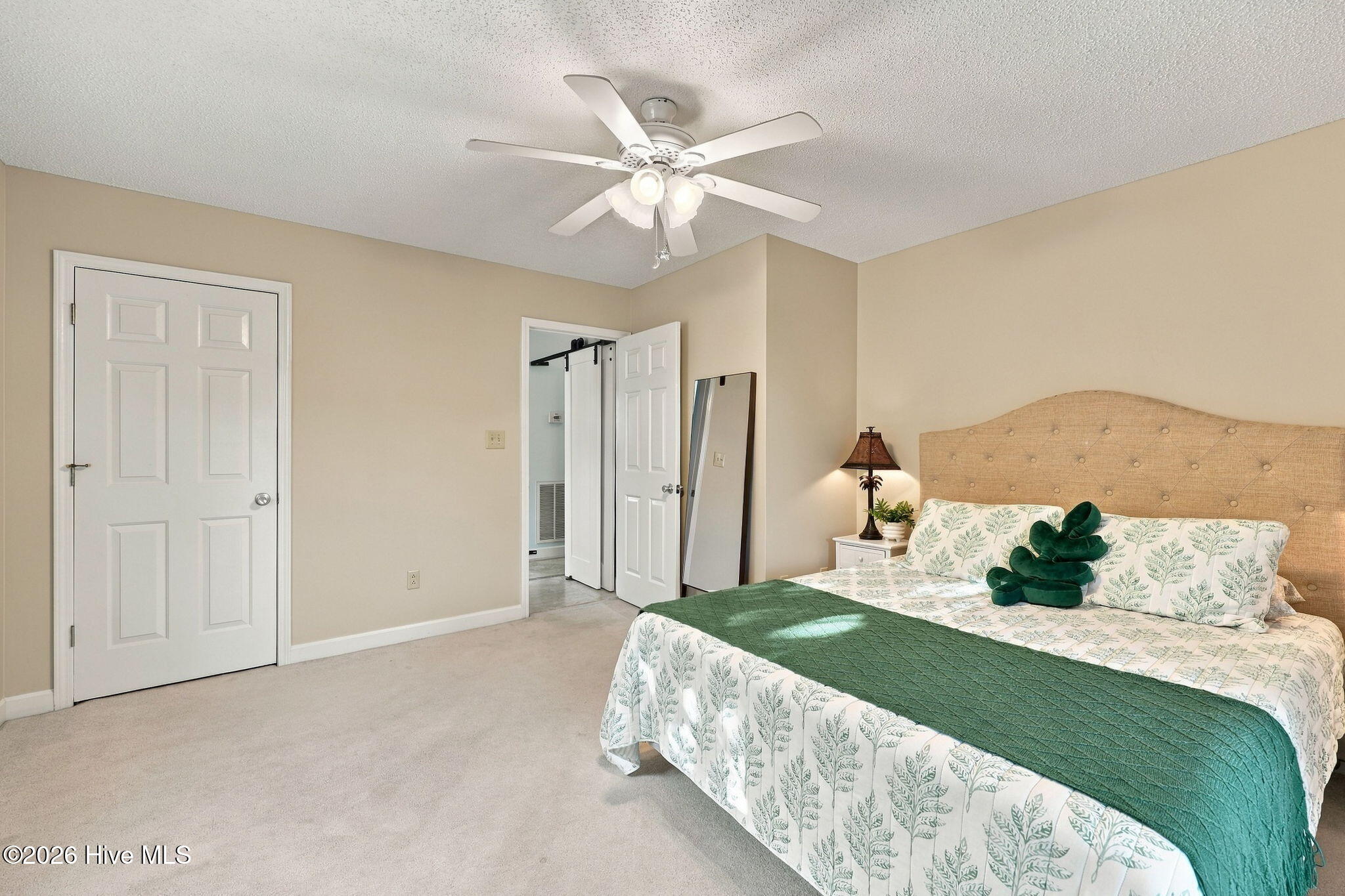 105 N Oak Drive
