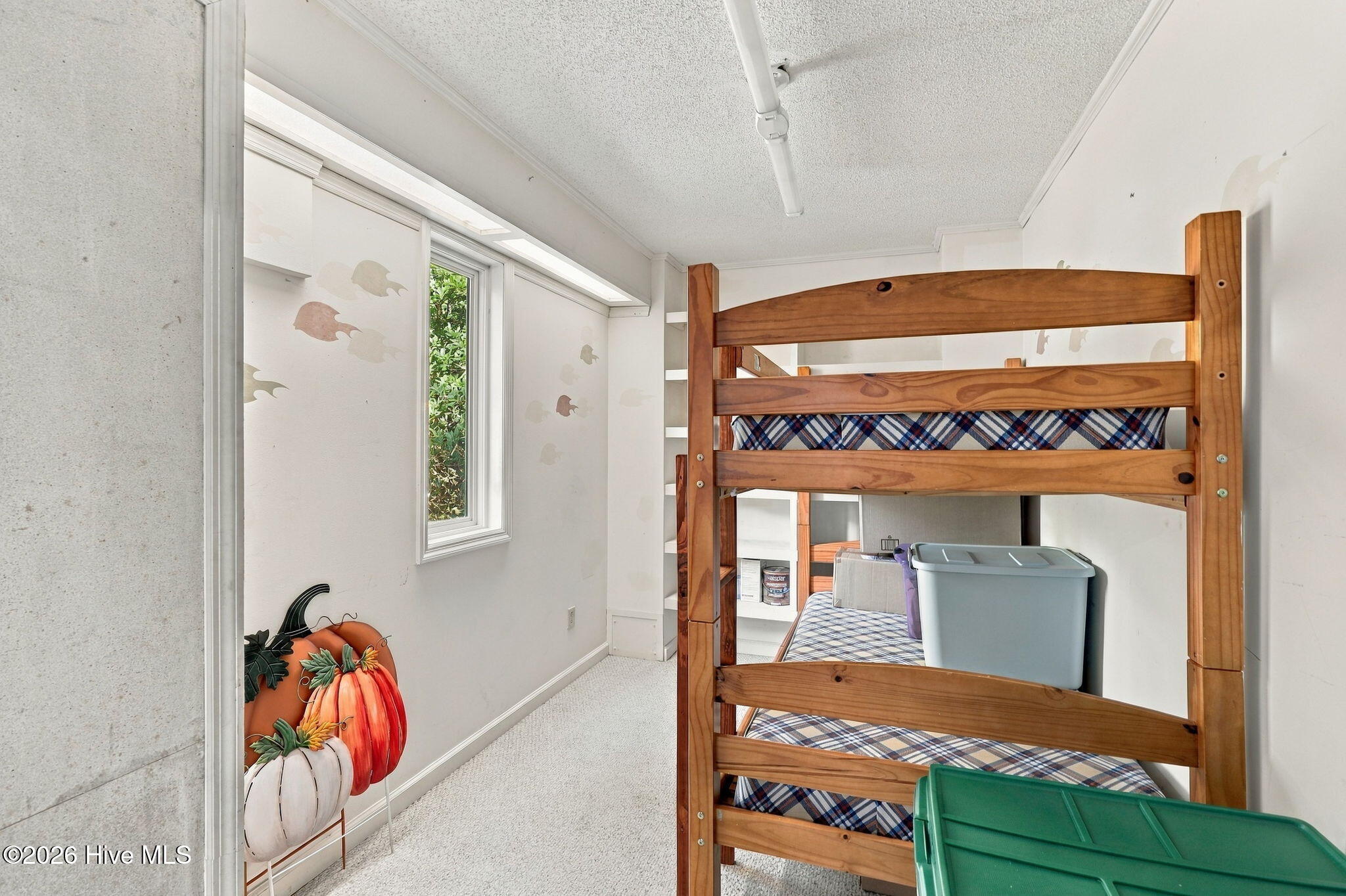 105 N Oak Drive