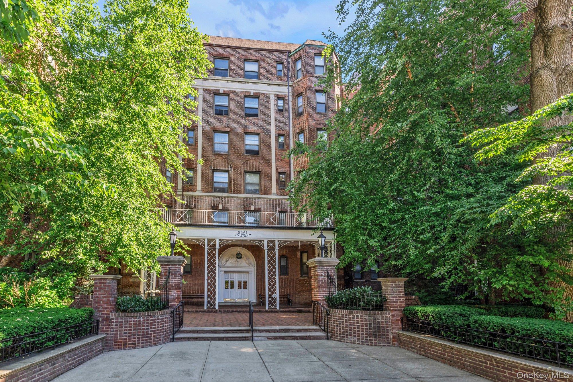 84-51 Beverly Road Unit: 6A