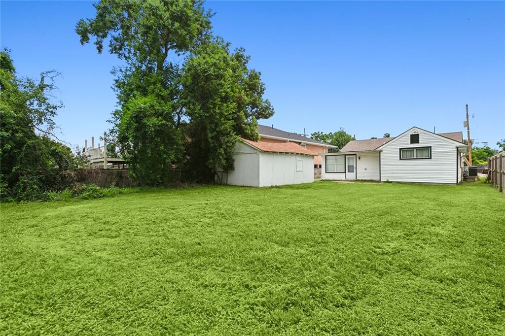 5520 MUSIC Street