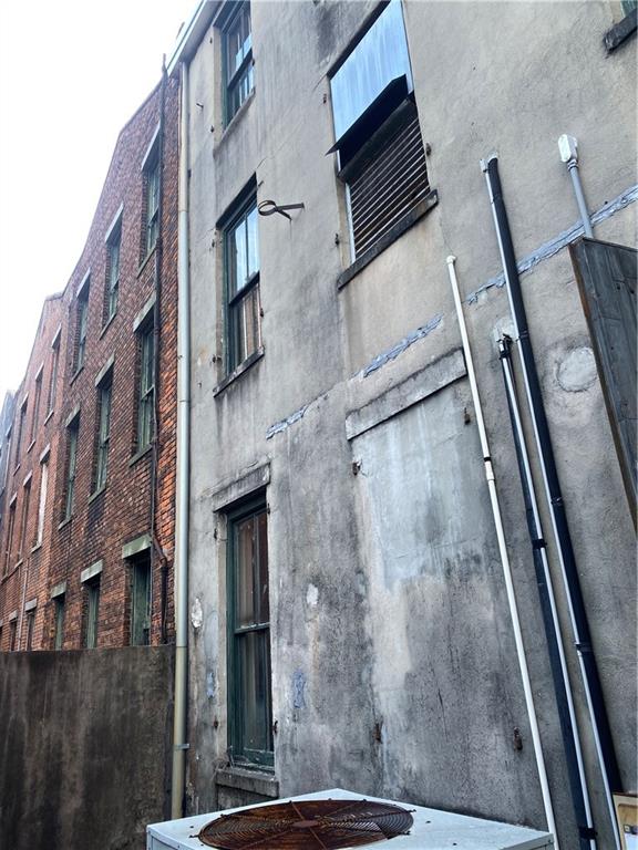 221 ROYAL Street