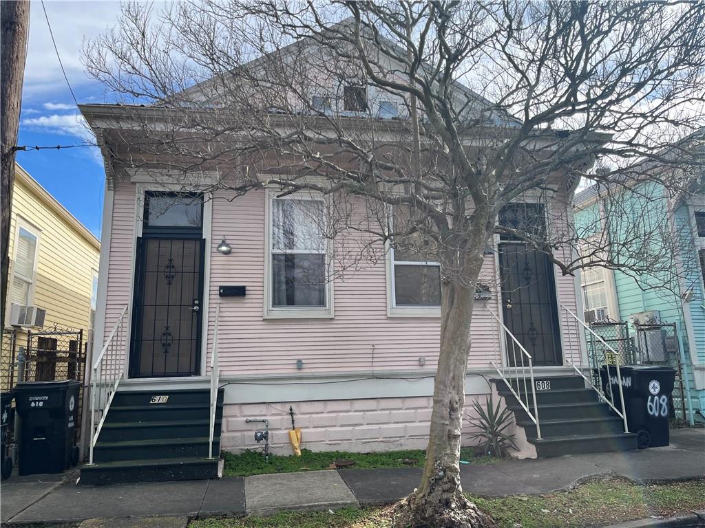 608 HAGAN Avenue