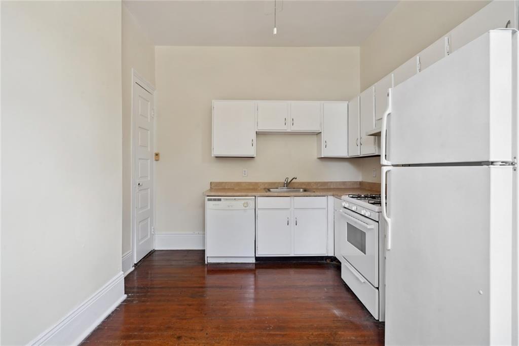 1027 SEVENTH Street