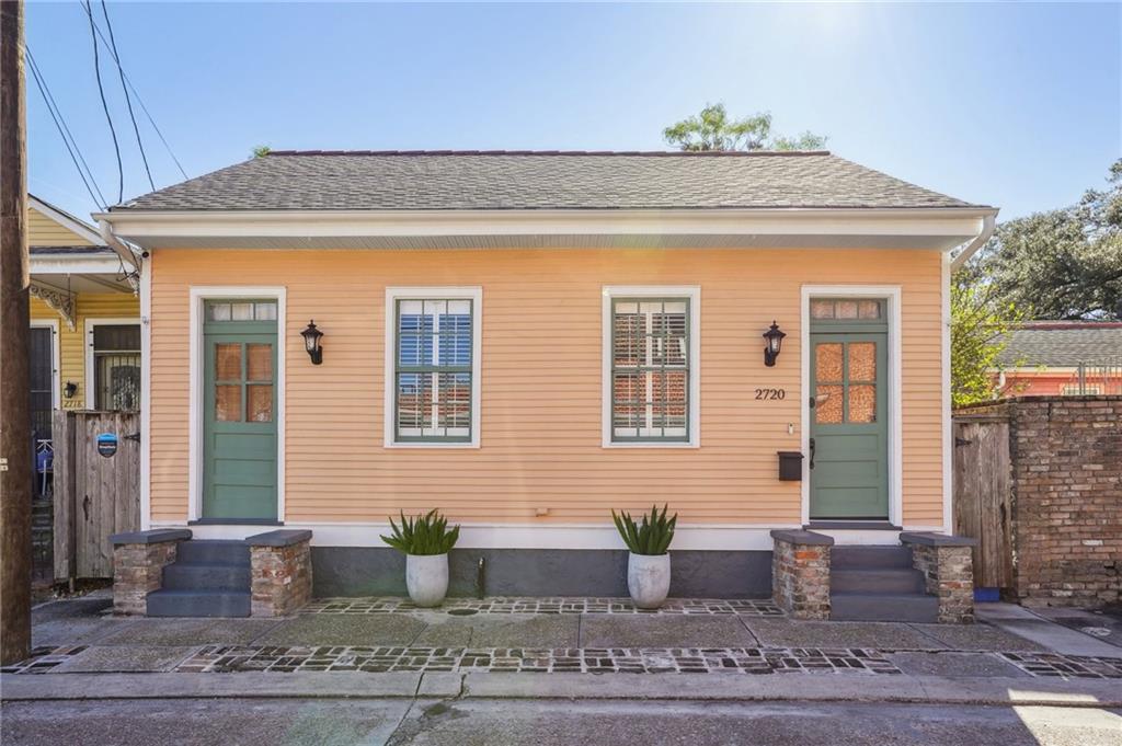 2720 ANNUNCIATION Street