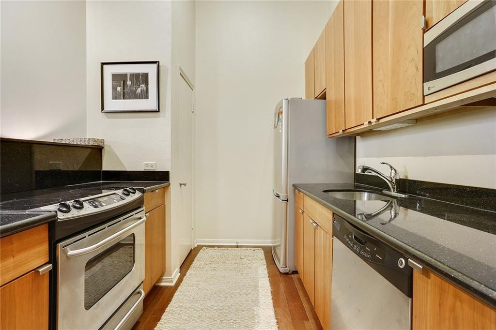 330 JULIA Street 304