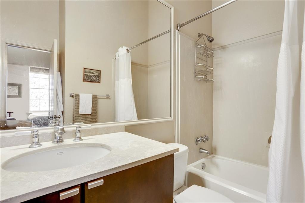 330 JULIA Street 304