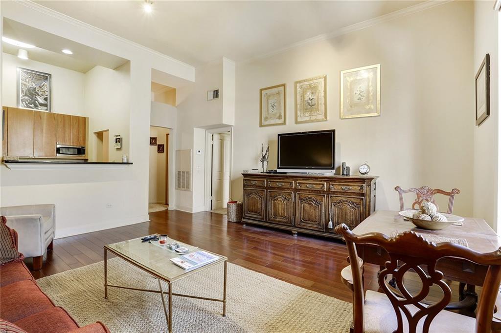 330 JULIA Street 304