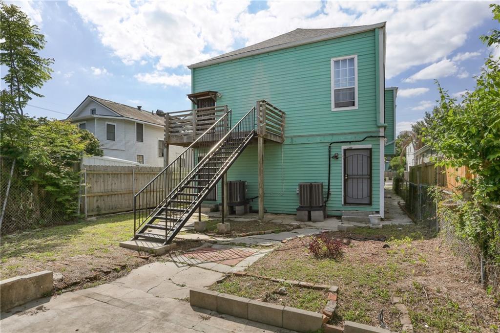 208 DAVID Street