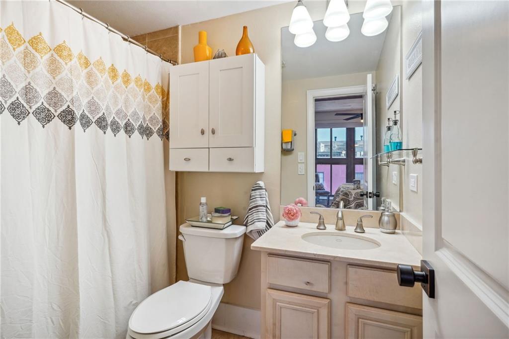 333 JULIA Street 402