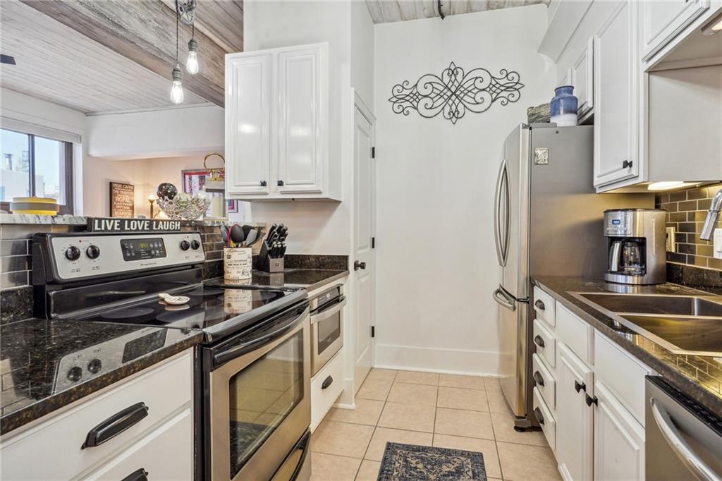 333 JULIA Street 402