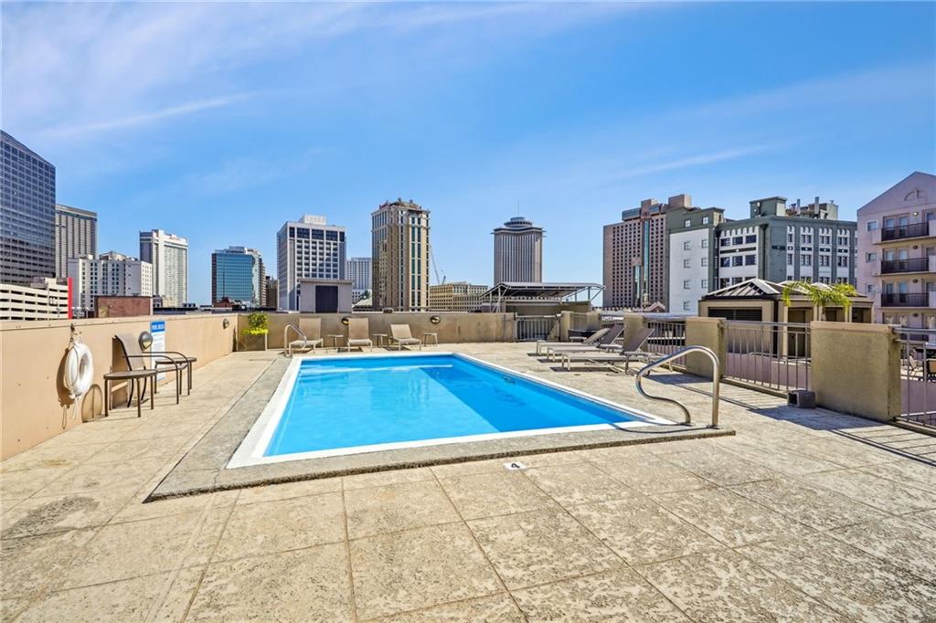 333 JULIA Street 402