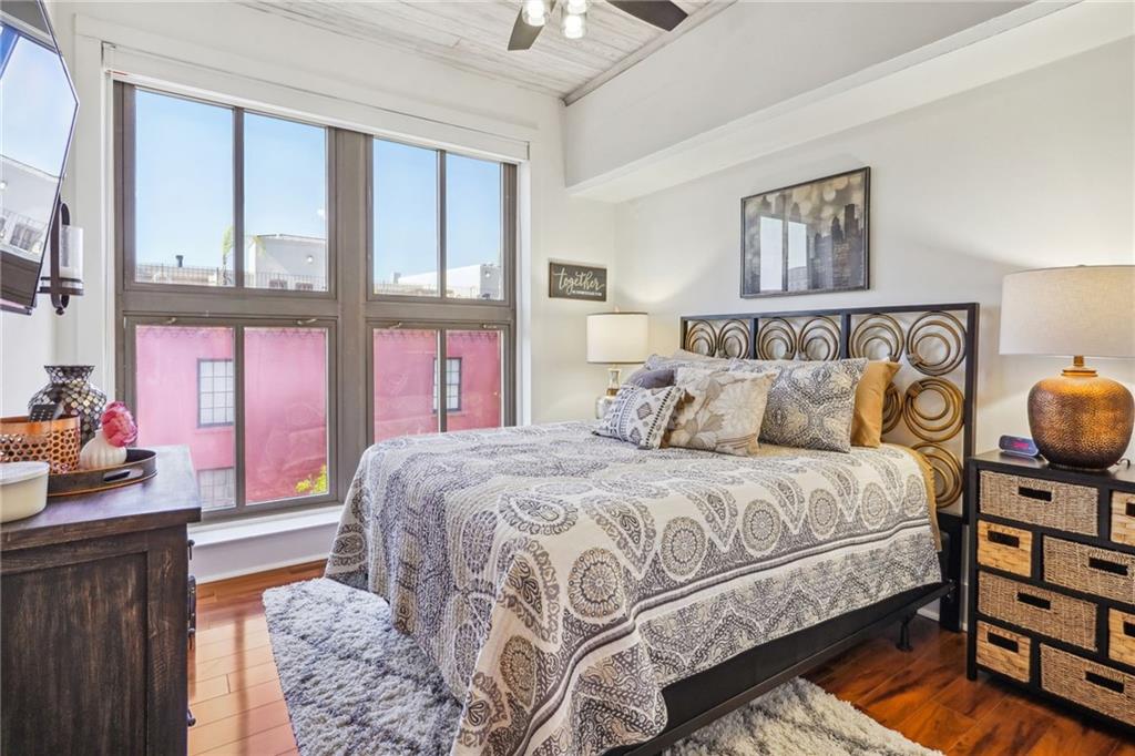 333 JULIA Street 402