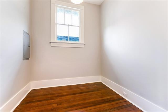 1221 MANDEVILLE Street 202