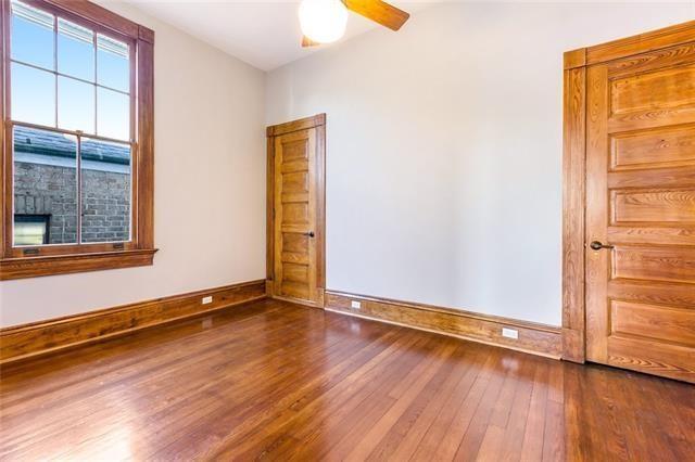 1221 MANDEVILLE Street 202