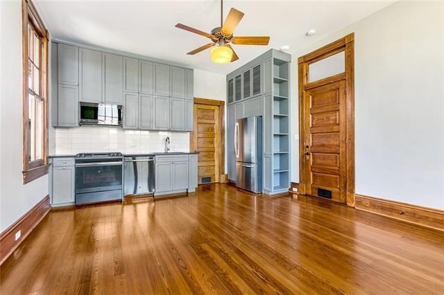 1221 MANDEVILLE Street 202
