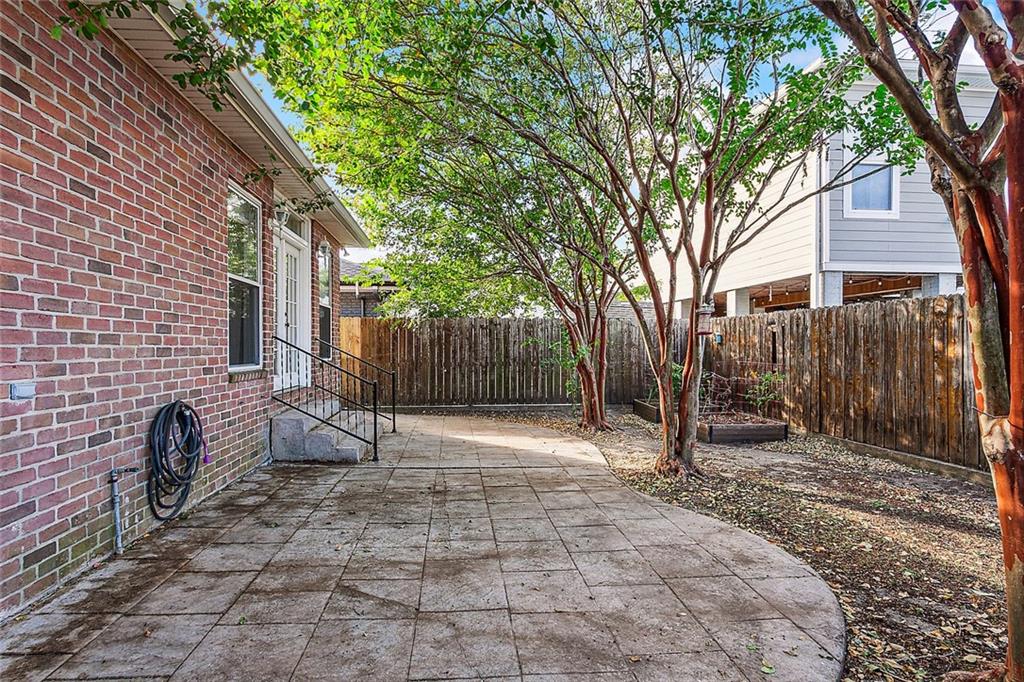 319 HAY Place