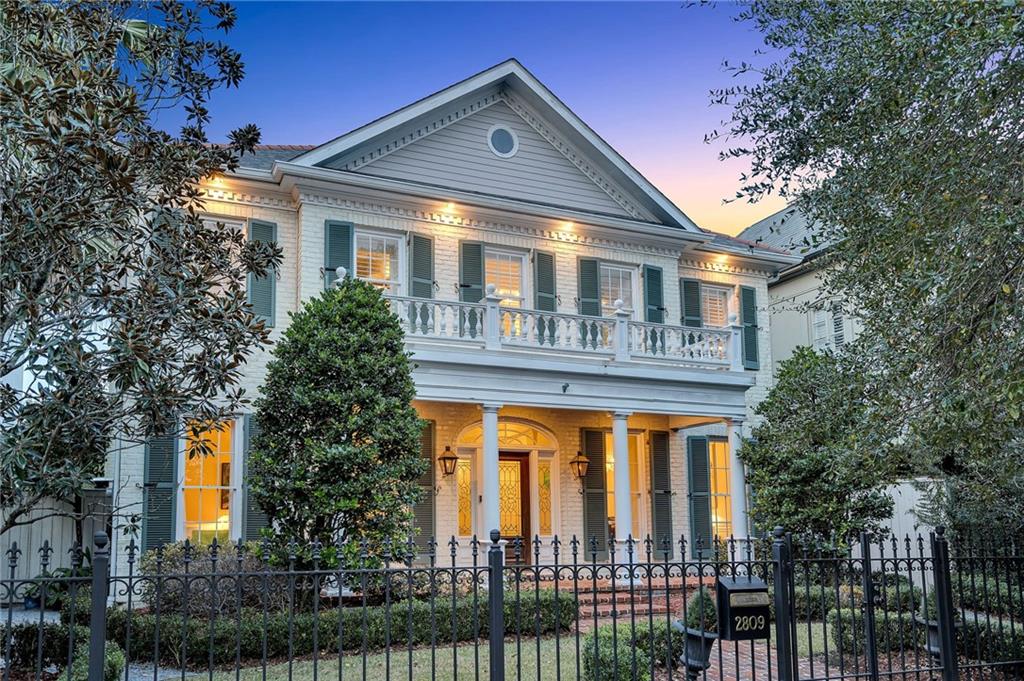 2809 PRYTANIA Street
