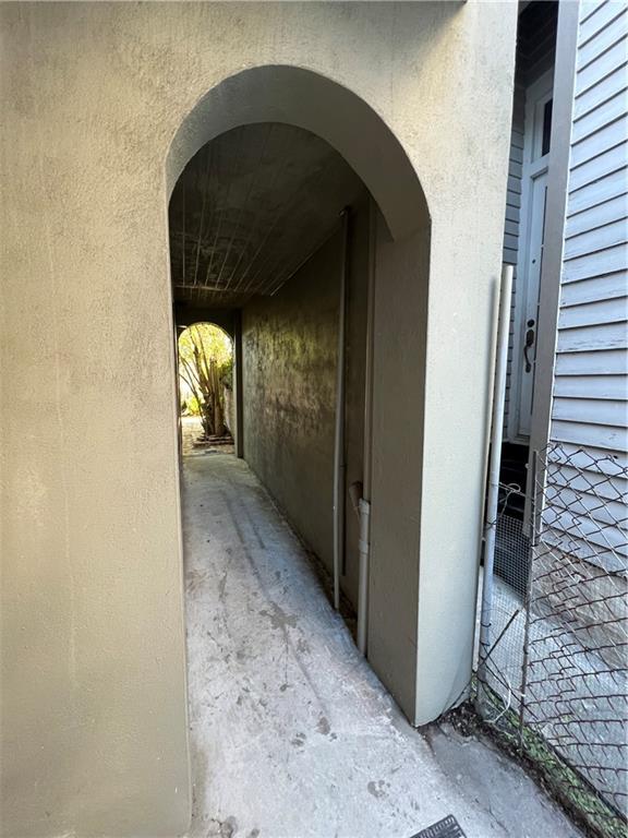 1117 BOURBON Street 4